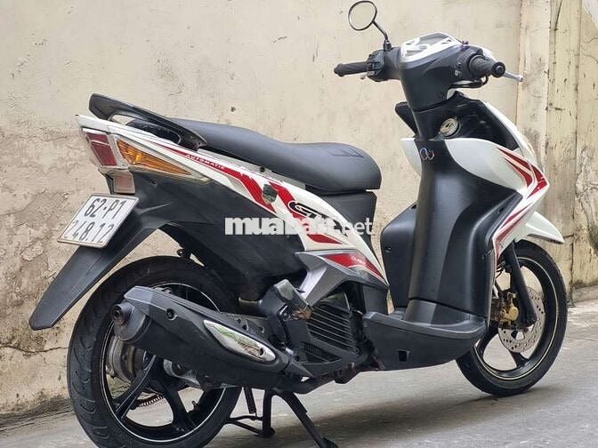 Yamaha Luvias Trắng đỏ