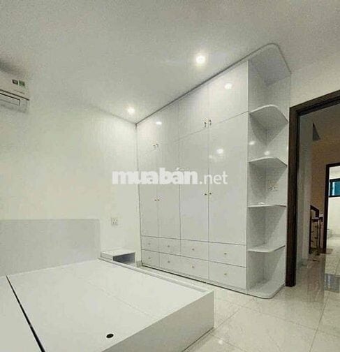 Chính chủ cho thuê nhà nguyên căn 4 tầng full nội thất mới