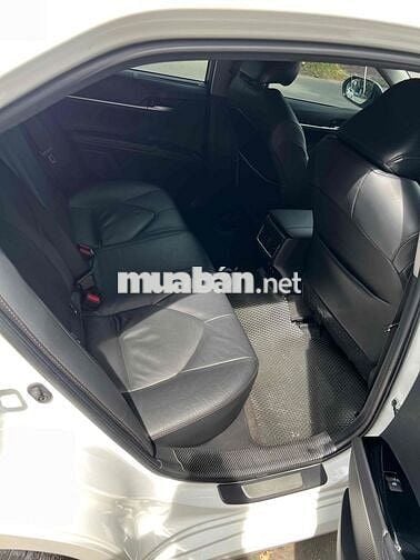 Toyota Camry 2021 - 98000 km