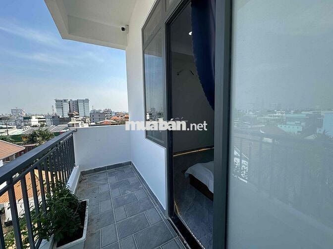 Căn hộ 1PN tách bếp cửa sổ- ban công