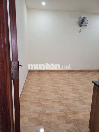 Phòng trọ máy lạnh 2,7tr gần  ngã tư Tô Ký- Nguyễn Ảnh Thủ