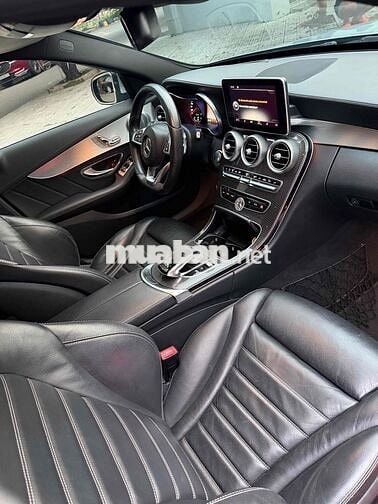 Mercedes-Benz C300 AMG 2016 Bạc