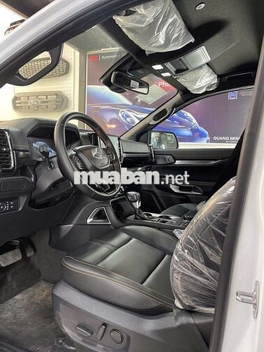 Wildtrak 2025 - Trắng - Tặng: BH, phim, sàn cam