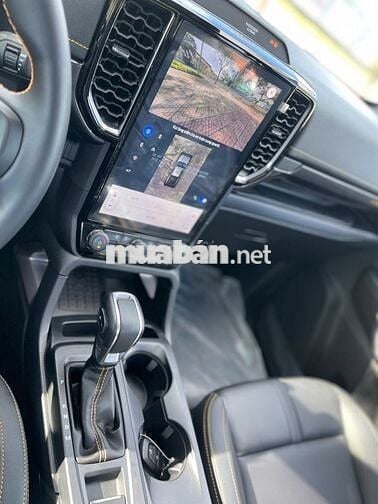 Wildtrak 2025 - Trắng - Tặng: BH, phim, sàn cam