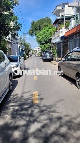 Nhà Mới Rộng Sân Đậu Ô Tô Mặt Tiền Hiệp Thành 26, Giá 14tr/th