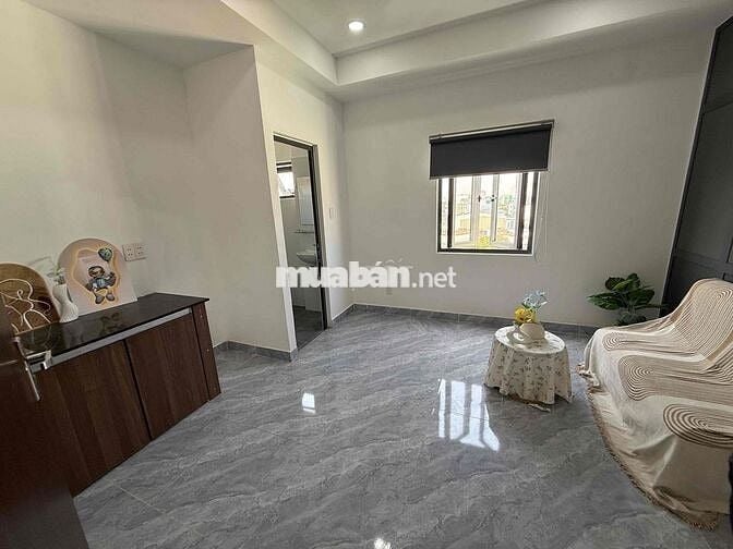 Căn hộ 1PN tách bếp cửa sổ- ban công