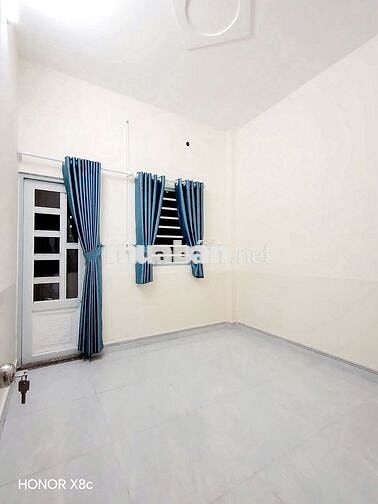 Nhà Mới 2 Lầu Sạch Đẹp Hiệp Thành 13, Có 4 Phòng Ngủ, 3WC 7tr/th