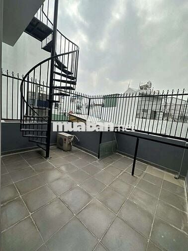 Cho thuê nhà 3 lầu mới hẻm thông xe hơi 1/ đường số 2 p16 GV giá 14tr