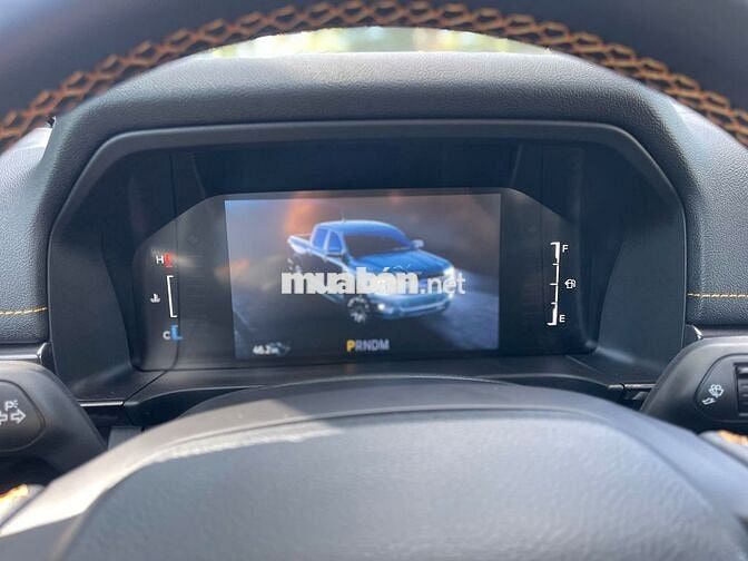 Wildtrak 2025 - Trắng - Tặng: BH, phim, sàn cam