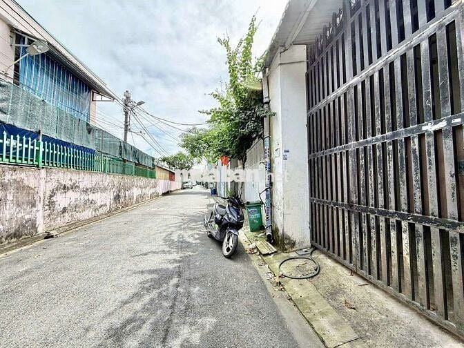 Cho thuê xưởng đẹp 200m2 Đường nhựa 8m thông 1/ Thới An 16 Ngay LVK