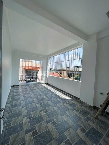 Bán nhà riêng tại Xã Vĩnh Quỳnh, 5,6 tỷ, 40m2, 5PN, 4WC, 4 tầng, mặt t