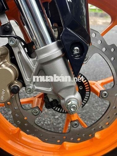 Honda CBR150R Repsol 2021 Cam trắng đen