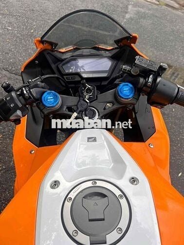 Honda CBR150R Repsol 2021 Cam trắng đen