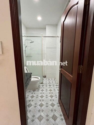 Cho Thuê Nhà Mặt Tiền Kinh Doanh Đông Hoà Dĩ An 3 Lầu 4 Phòng Ngủ