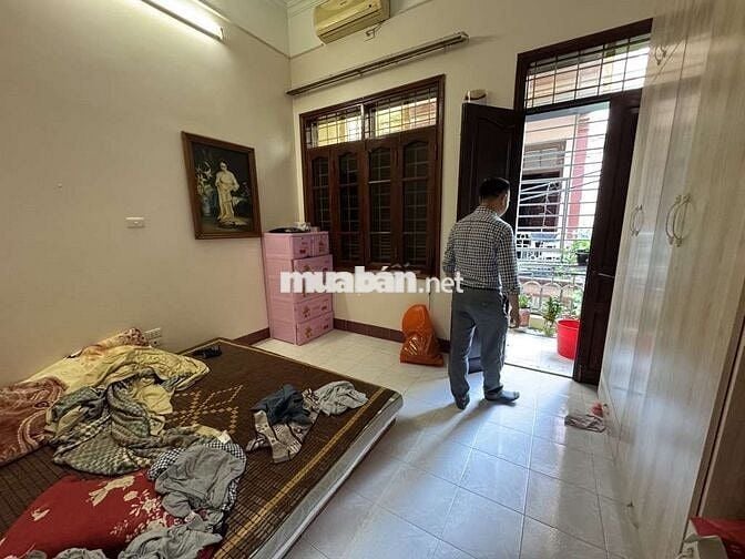 Bán Nhà Quan Nhân , Phân Lô  Oto tránh KD - 44m2x4T - Chỉ 17.4 tỷ