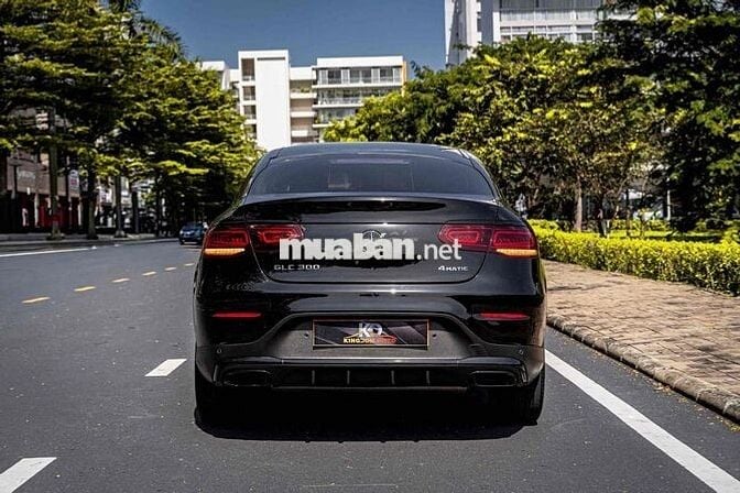 Mercedes GLC300 Coupe 2021 Đen