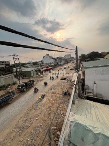 Cho thuê mặt tiền lò lu 100m2 25tr 