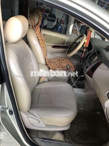 Toyota Innova 2006 G - 450000 km