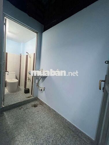 Nhà cho thuê Chiến Lược gần chợ BT(3PN 3WC) hẻm 5m nhà trống vô ở ngay