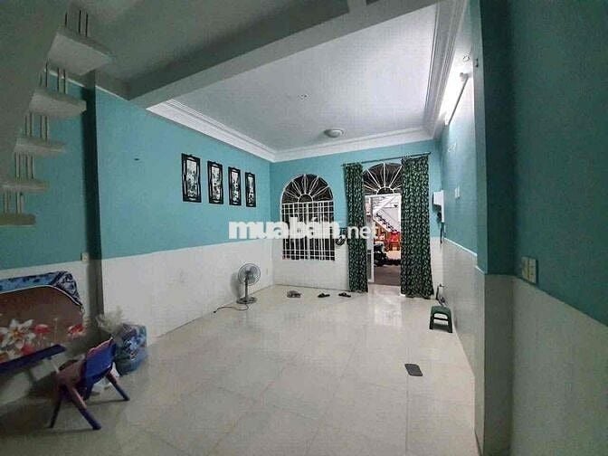 Cho thuê nhà hxh 4x10m 1 lầu 3pn 2wc giá 8 triệu