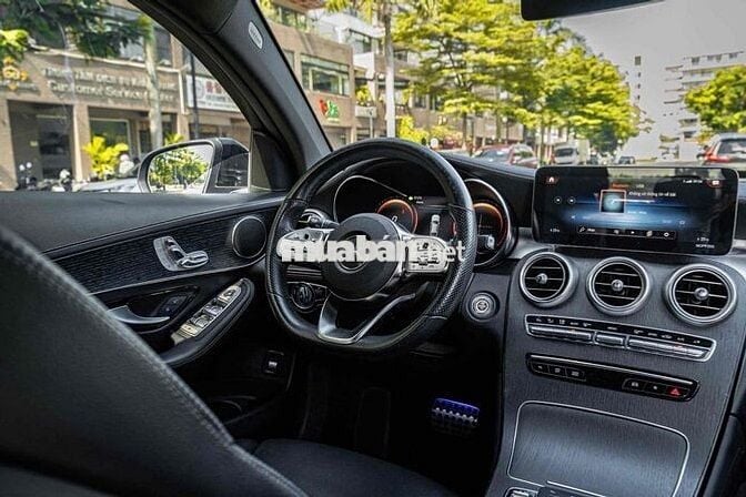 Mercedes GLC300 Coupe 2021 Đen