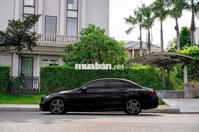 Thì Đây Là Mer C300 AMG 2019 - Xe chuẩn 100%
