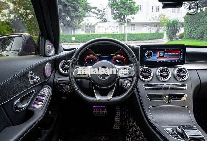 Thì Đây Là Mer C300 AMG 2019 - Xe chuẩn 100%