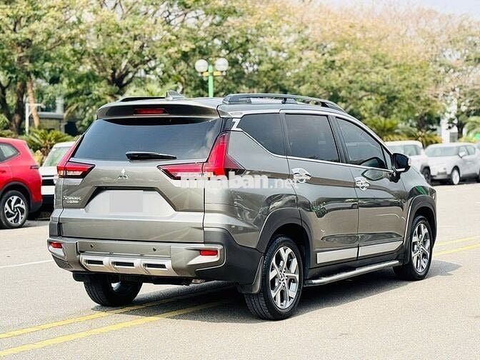 Mitsubishi Xpander Cross 2023, màu khỏe, xe chất