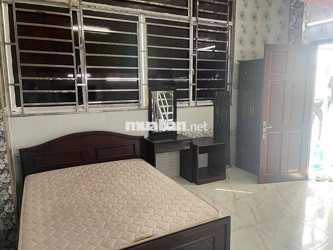 Cho thuê phòng 22m2 có gác lầu 4