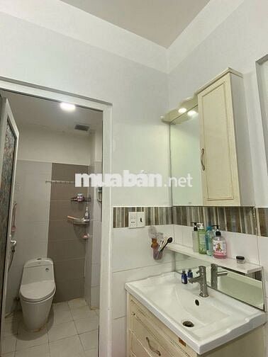 Căn Hộ DV 50m2 Full Nội Thất - Tách bếp - Bancol Sau Vườn Lài HXT Lớn