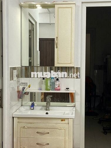 Căn Hộ DV 50m2 Full Nội Thất - Tách bếp - Bancol Sau Vườn Lài HXT Lớn