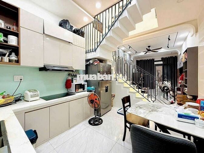 CHO THUÊ NHÀ FULL NT 2PN 2WC THỐNG NHẤT P11