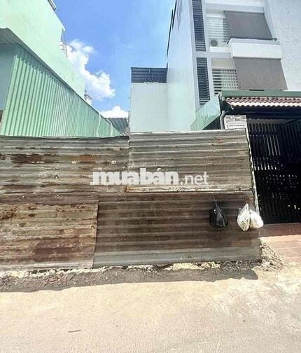 Chính chủ bán đất ở hẻm ô tô thông gần AEON Tân Phú, 66.2m2, 4.18 tỷ