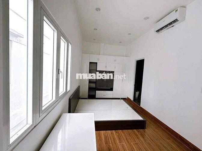 Nhà 2 lầu full nội thất KDC Nam Long 2