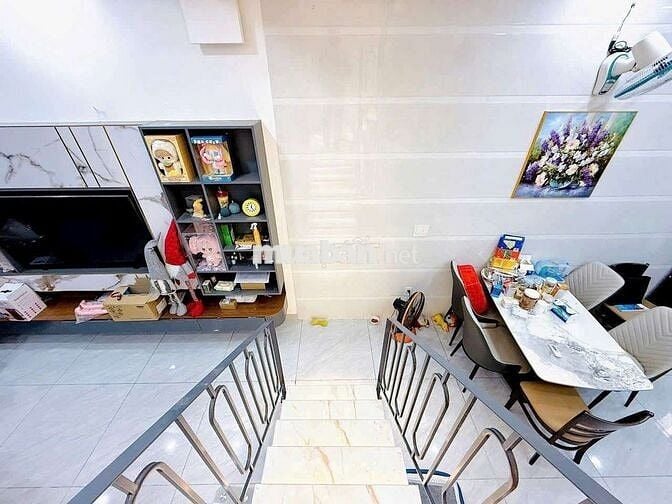 CHO THUÊ NHÀ FULL NT 2PN 2WC THỐNG NHẤT P11