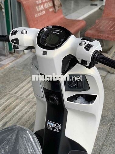 Honda Scoopy Trắng Mới 100%