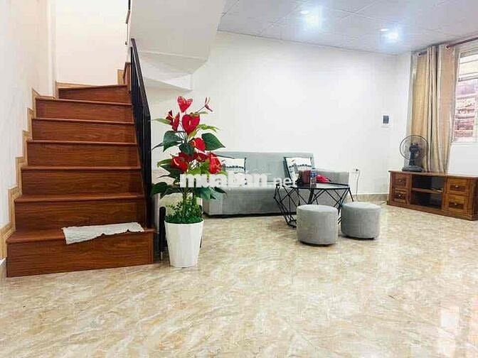 Nhà đẹp Vĩnh Hoàng-Vỉa hè-20m ra phố-33m*2T;MT6m;2N-Hơn 2 tỷ