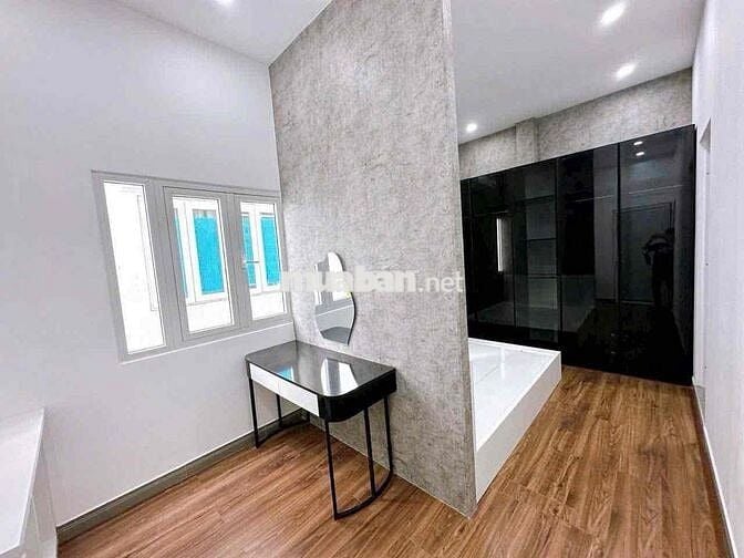 Nhà 2 lầu full nội thất KDC Nam Long 2