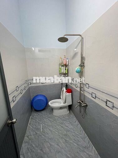 Cho thuê nhà khu dân cư, diện tích 75m2, 2 phòng ngủ, nội thất đày đủ