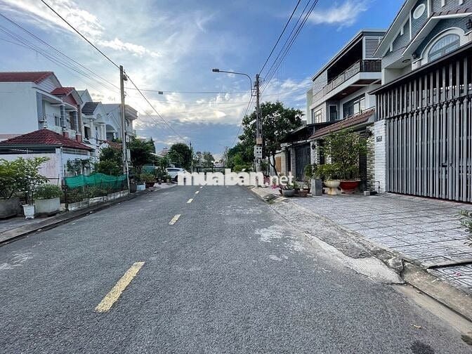 Cho thuê nhà khu dân cư, diện tích 75m2, 2 phòng ngủ, nội thất đày đủ