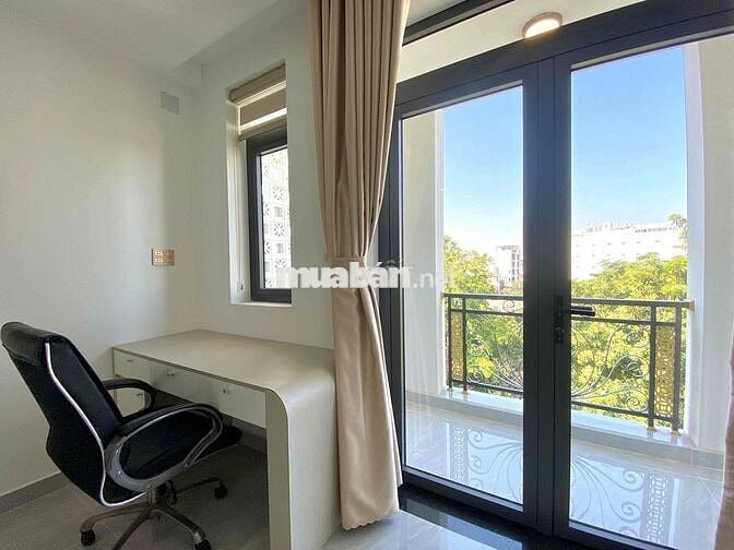 CĂN HỘ MỚI XÂY CHƯA QUA SỬ DỤNG - MÁY GIẶT RIÊNG - CV LÀNG HOA