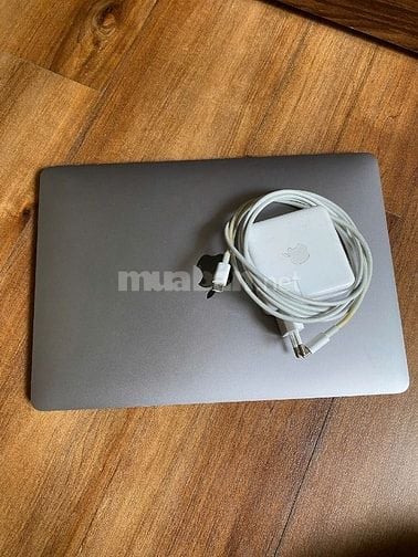 MACBOOK PRO 2019 13" 16GB 256GB MÁY MỚI KO TRẦY XƯỚC