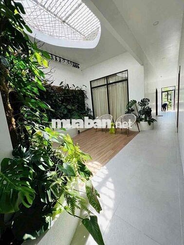 Giảm chốt Biệt Phủ Hồ Bơi Trung Tâm Thủ Dầu Một|14x76|Full gỗ cao cấp