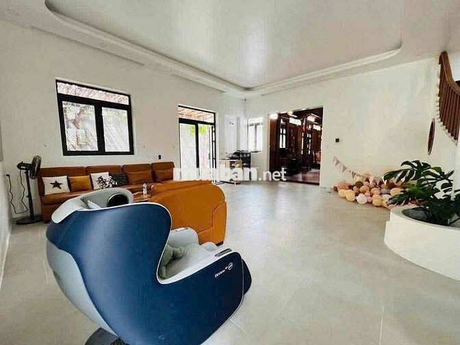 Giảm chốt Biệt Phủ Hồ Bơi Trung Tâm Thủ Dầu Một|14x76|Full gỗ cao cấp