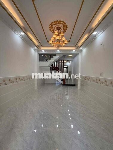 nhà 4x15m 4 tầng, hẻm xe hơi gần chợ Bến Thành , gần trường Kim Đồng