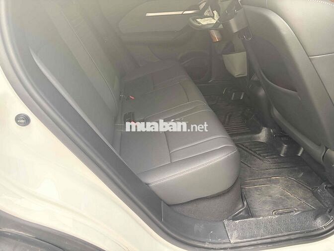 VinFast VF6 2024 S - 14000 km