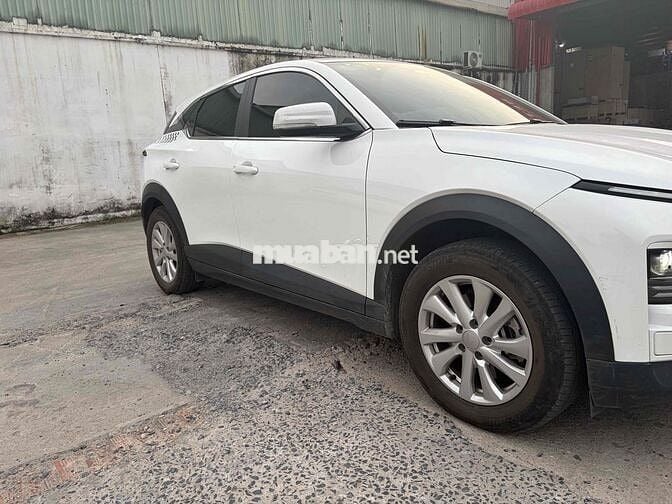 VinFast VF6 2024 S - 14000 km