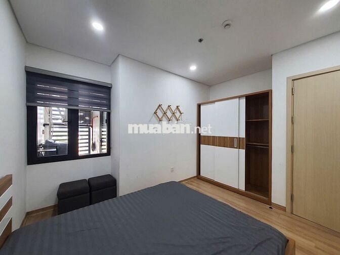 Bán căn hộ 2 phòng ngủ, khu FPT, có sẵn hợp đồng thuê 12tr/tháng