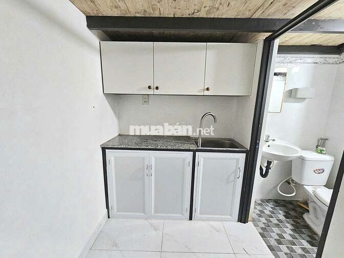 CHO THUÊ DUPLEX Ở NGAY CẦU SẮT NGUYỄN THÁI SƠN ,GV