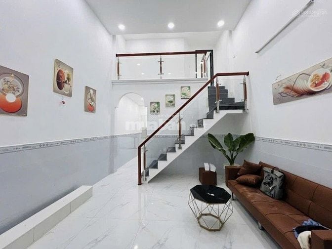 SOS! BÁN NHÀ ĐOÀN VĂN BƠ, PHƯỜNG 16, QUẬN 4, GIÁ TỐT CHỈ 3 tỷ550 TL SR